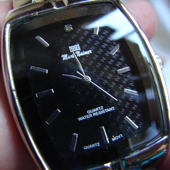 Mark Naimer Boxed His & Hers Wristwatch Watch Set, Matching Silver Tone, NOS C21 - Picture 6 of 11